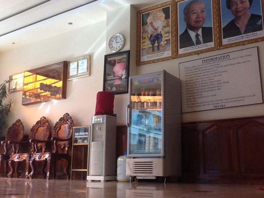 Asia Hotel Battambang Buitenkant foto