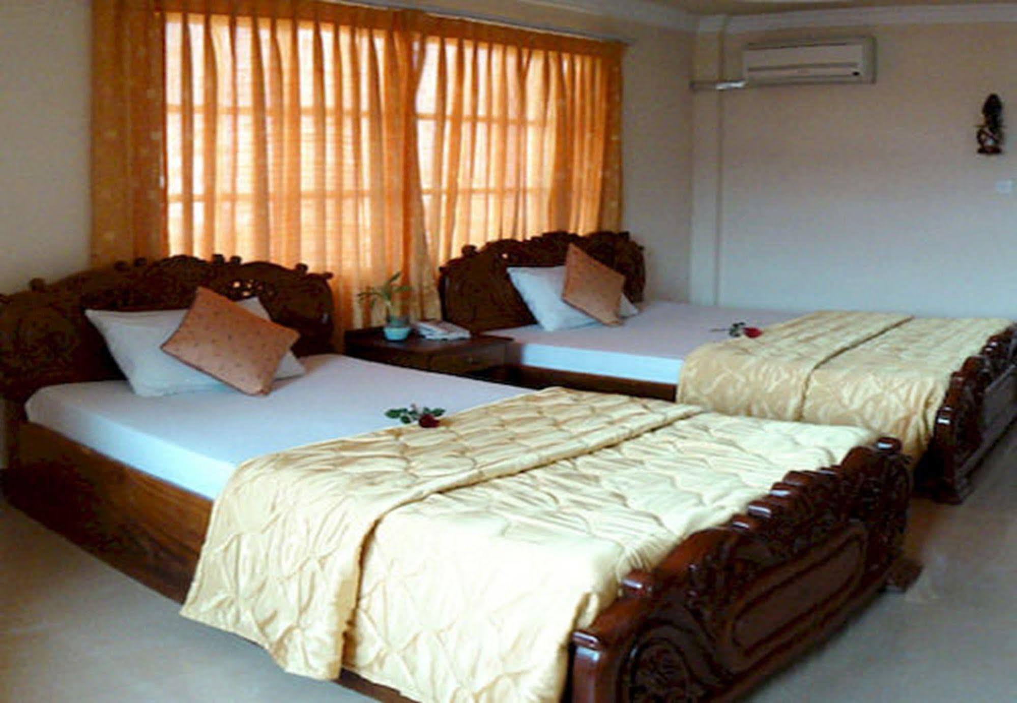 Asia Hotel Battambang Buitenkant foto